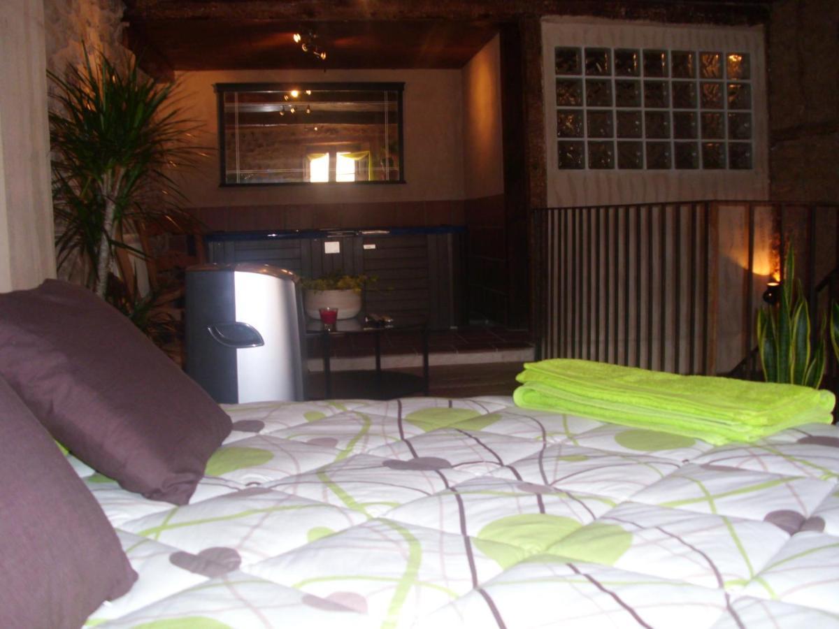 Cabanas de Polendos Casa Rural Con Jacuzzi Taberna Del Tio Pedro מראה חיצוני תמונה